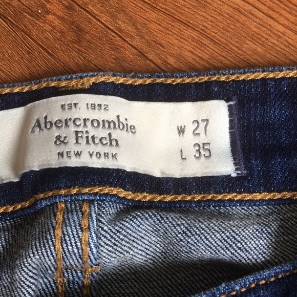 Abercrombie & Fitch jeans - Picture 3 of 5